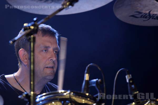THE BREEDERS - 2013-06-01 - PARIS - Le Trianon - Jim MacPherson